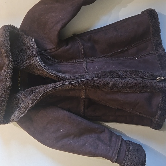 Coat - Picture 3 of 3